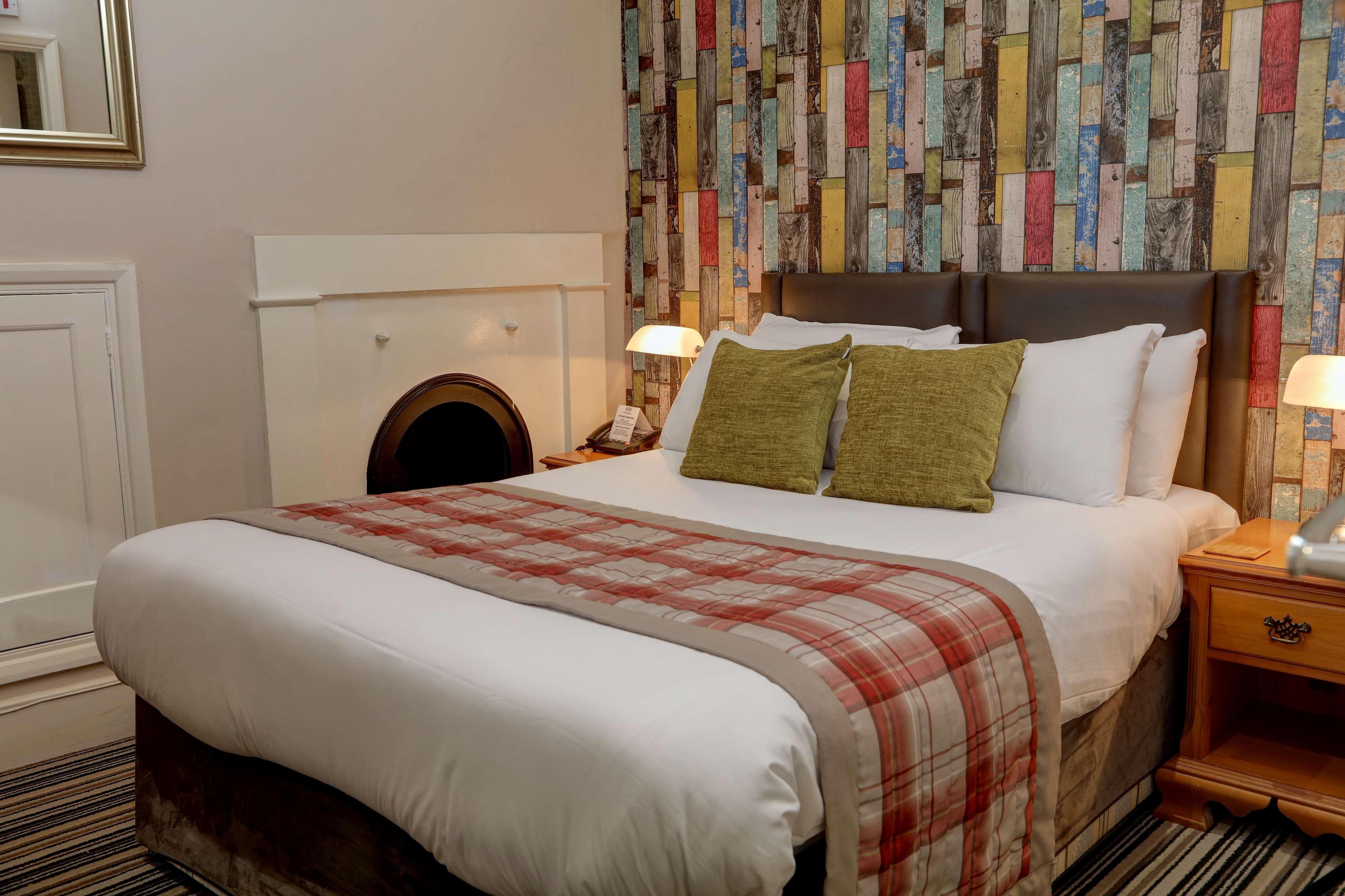 The Judds Folly Hotel, Sure Collection By Western