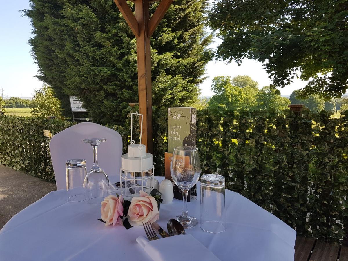 The Judds Folly Hotel, Sure Collection By Western
